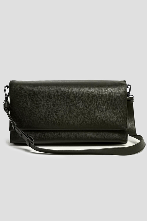 leather suit bolsa